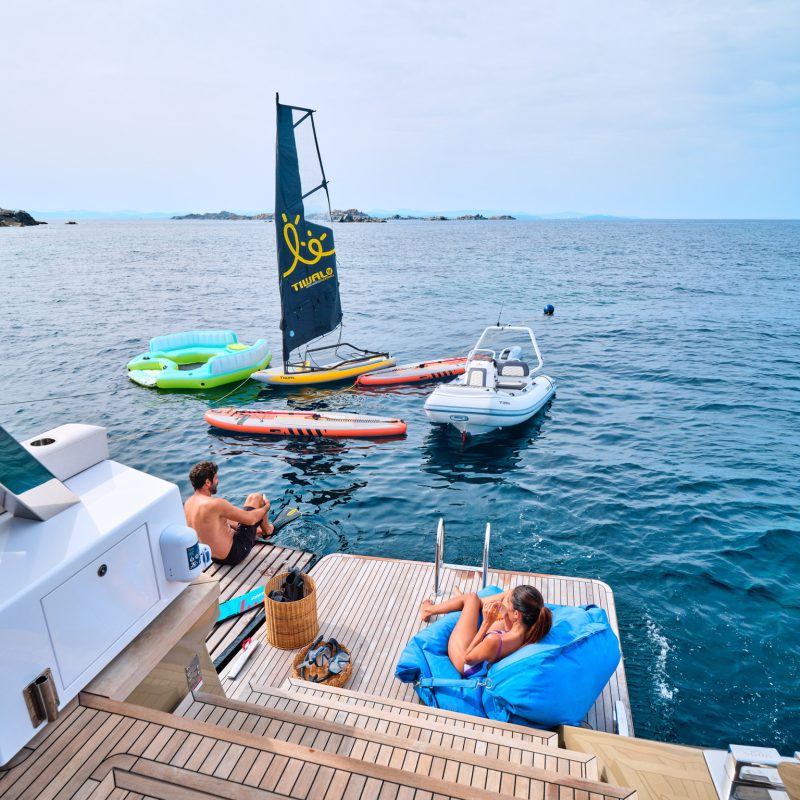 Pro - water toys, swim platform